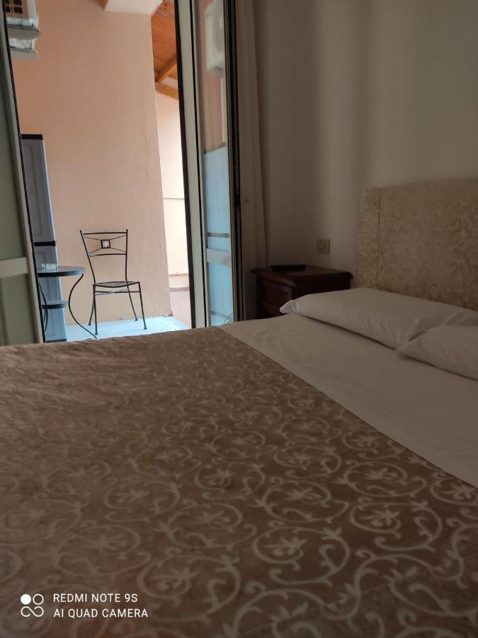 Gemini Camere E Suites Grosseto Exterior photo