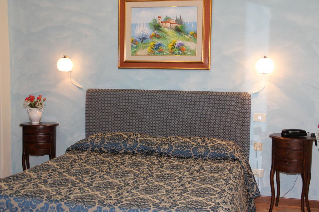 Gemini Camere E Suites Grosseto Exterior photo