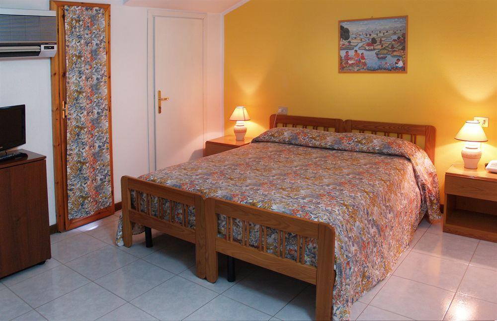Gemini Camere E Suites Grosseto Exterior photo